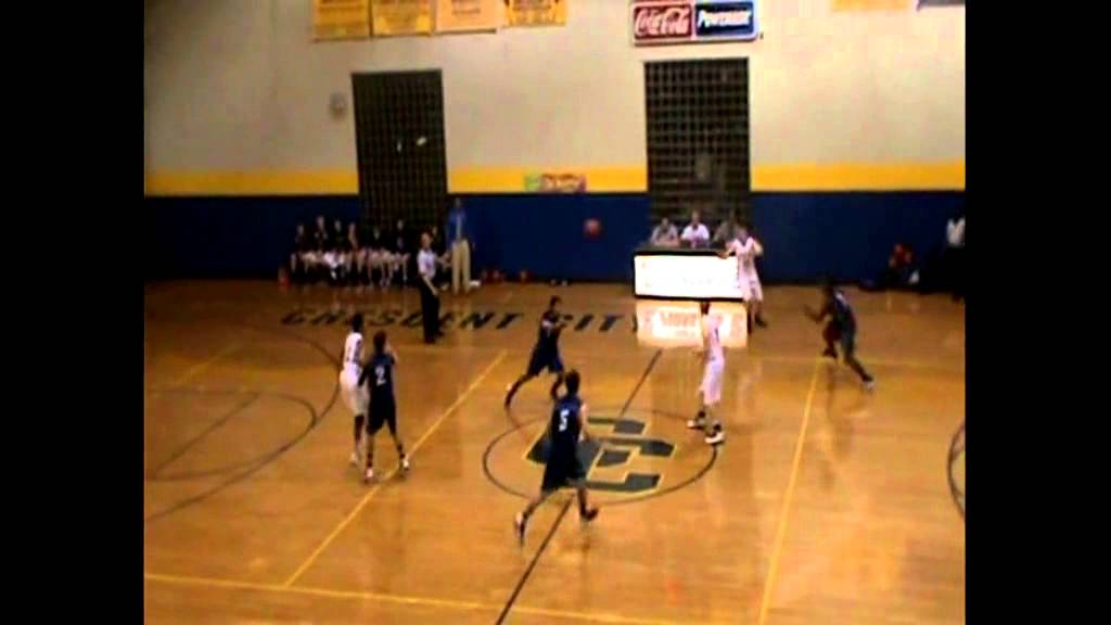 Nate Frye cathches 2 quick ones.