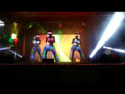 歌星：LED组合舞蹈成员：演出：舞蹈(小苹果)。