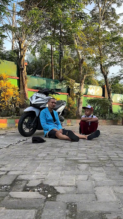 Have you ever gone to school but on Sunday?