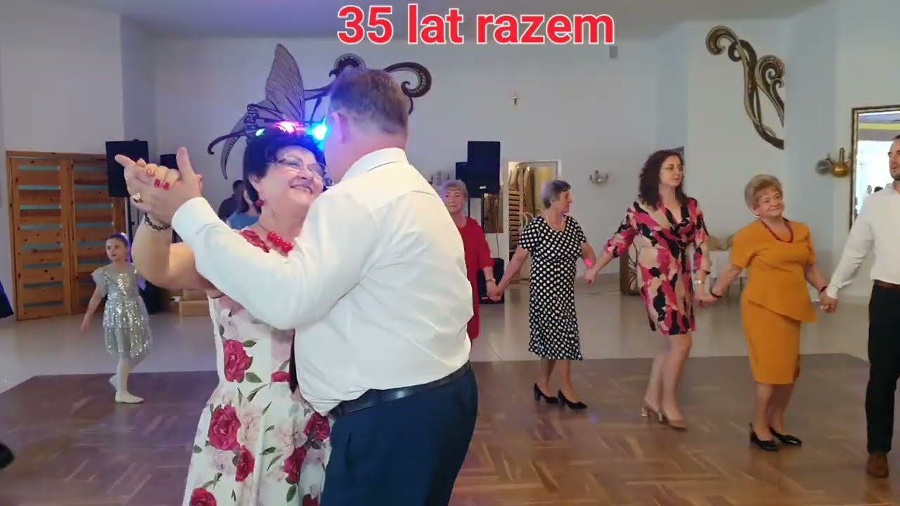 27 04 2025 JUBILACI BASIA & LESZEK na parkiecie wśród rodziny i przyjaciół przeżyli wspólnie 35 lat