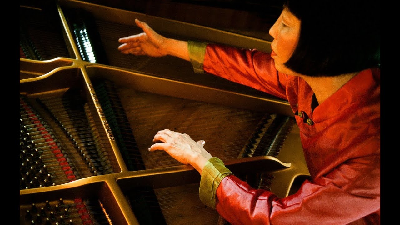 Interview | Minimalism Redux by Margaret Leng Tan