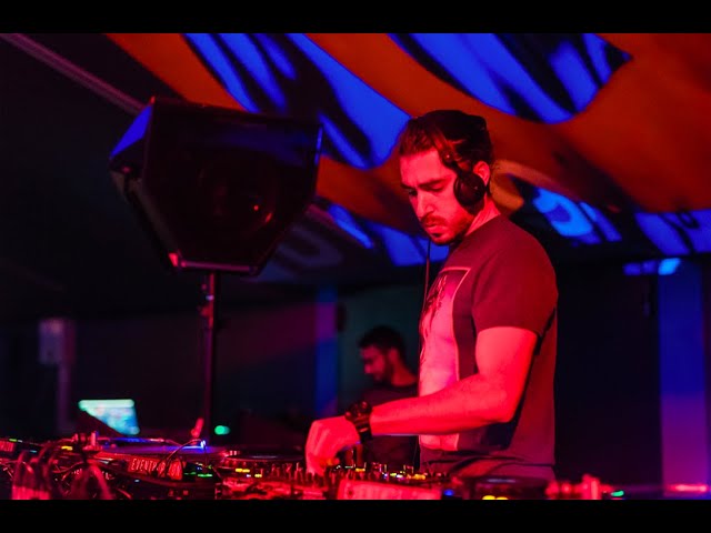 G76 ▼ alandala rooftop skyline v.oo2