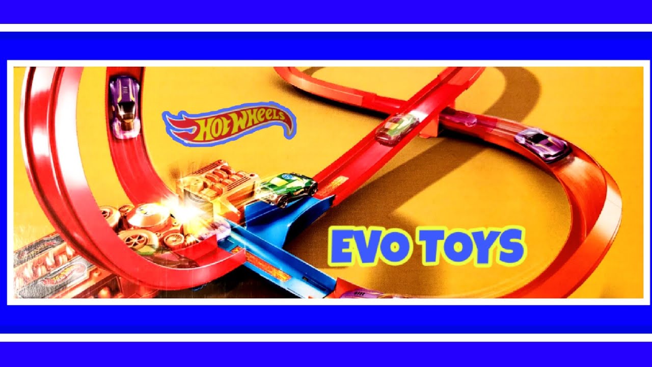 *INCREDIBLE* Hot Wheels Figure 8 Raceway | EVO TOYS