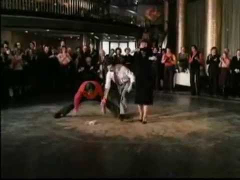 მიმინო - ცეკვა რესტორანში