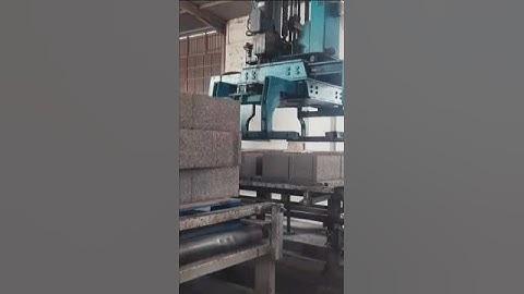 When Technology Handles Tons Effortlessly! #smartblockline #concreteblocks #automation