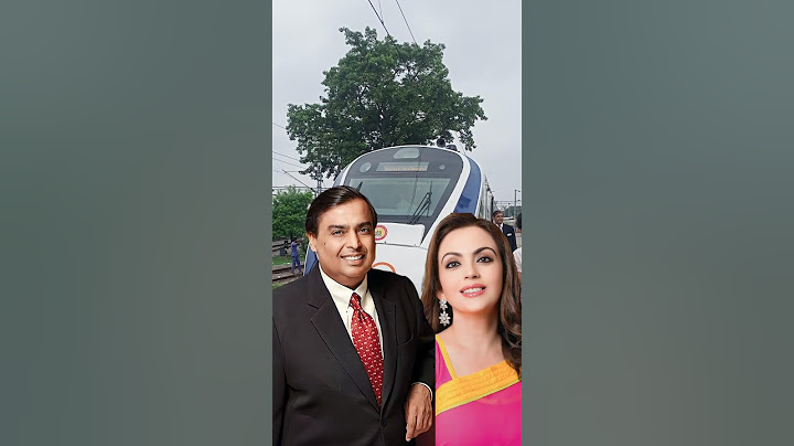 नीता अंबानी को ट्रेन में टीटी ने पकड़ लिया | Nita Ambani & Mukesh Ambani #nitaambani #shortvideo