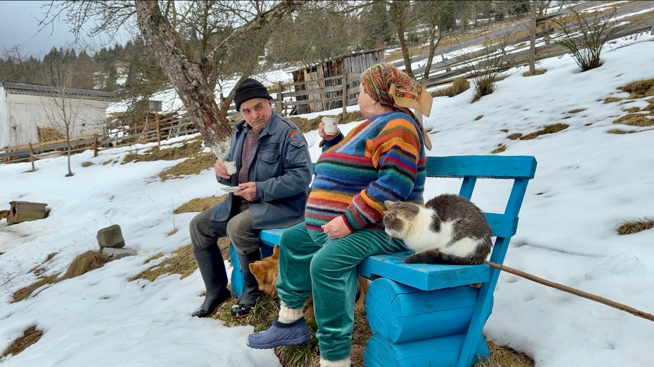 Happy old age of grandfather and grandmother Among the silence of the mountains🏔️
