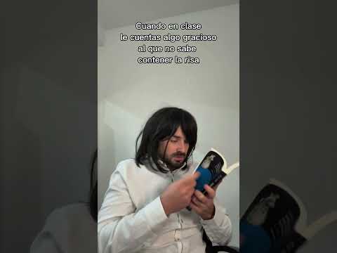 Cuando le cuentas algo gracioso al que no sabe contener la risa 🙄 #humor #clase