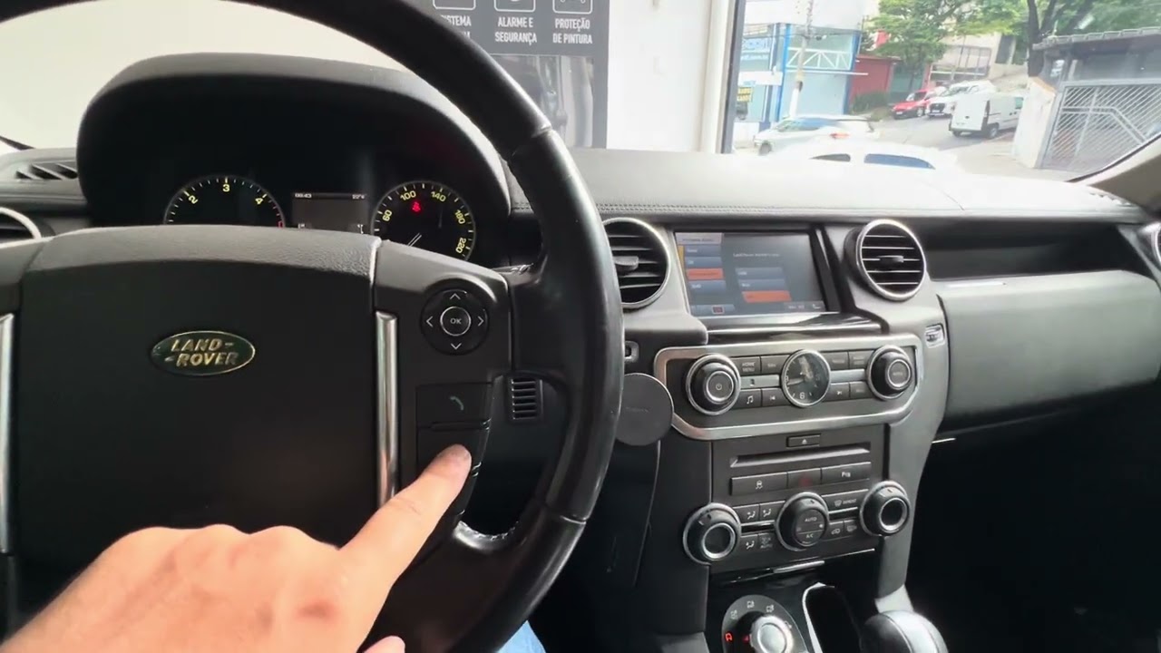 Discovery 4 HSE 2010 - Instalação CarPlay conexão sem fio multimidia original - ArtsomAuto