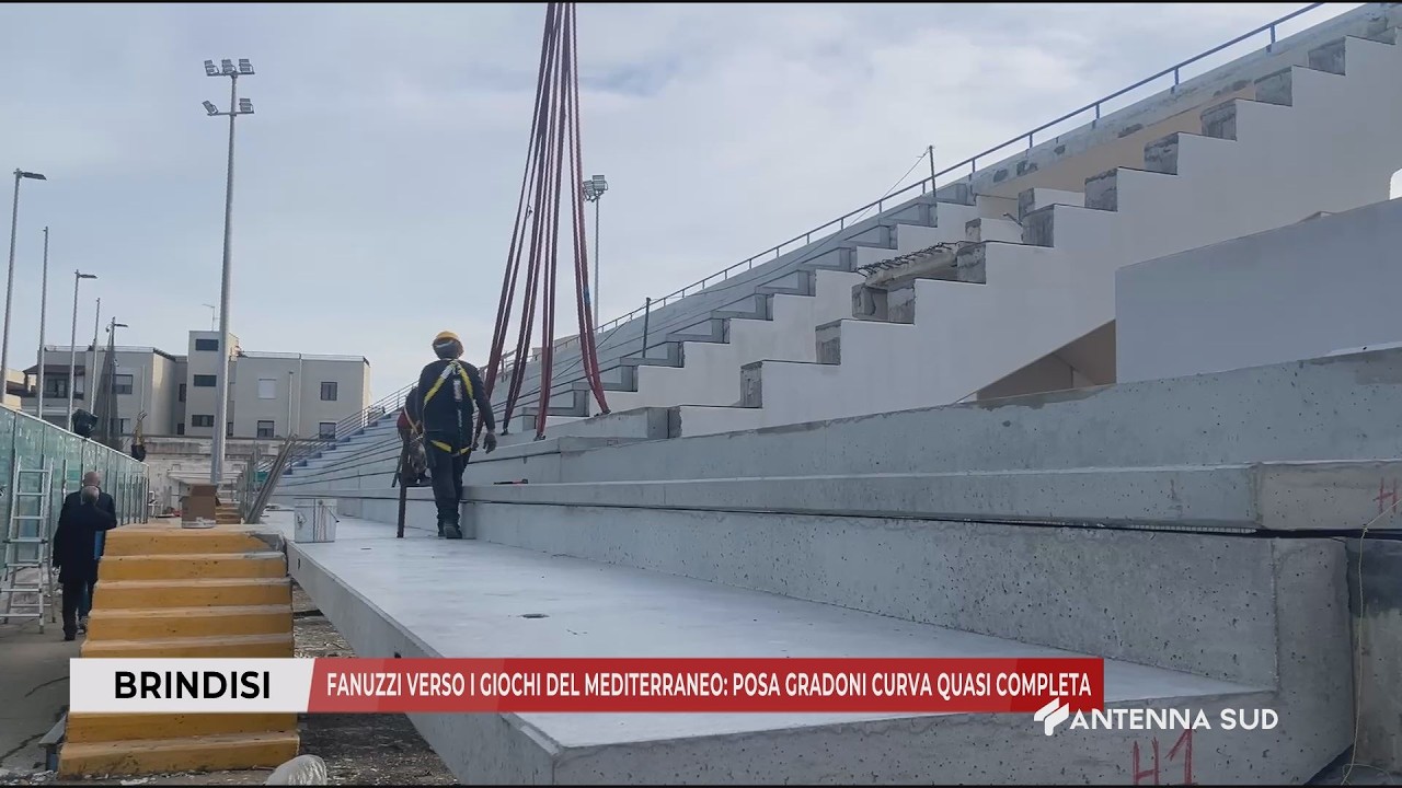 19 FEBBRAIO 2026 - BRINDISI - FANUZZI VERSO I GIOCHI: POSA GRADONI CURVA QUASI COMPLETA