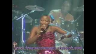 concert  zenith de paris cindy le coeur  quartier latin