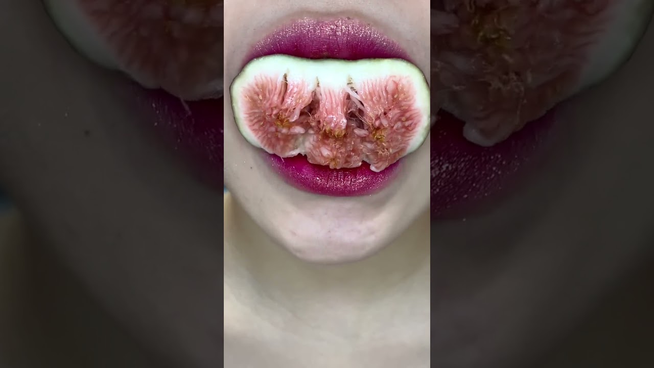 cringe eating style  so relaxing 😌 🥵🥵 