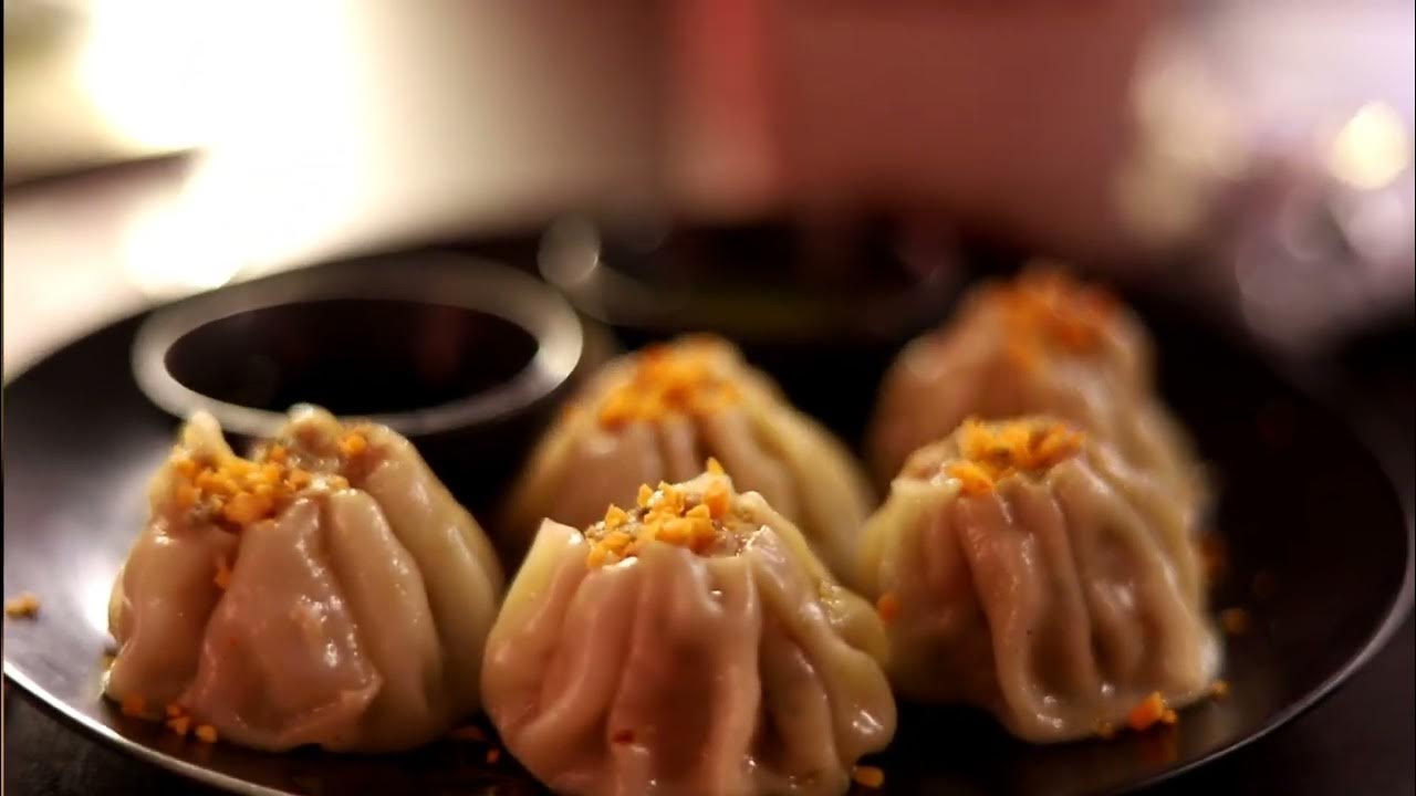 having Momos & meat box at munch at Munch station, Dhanmondi YouTube