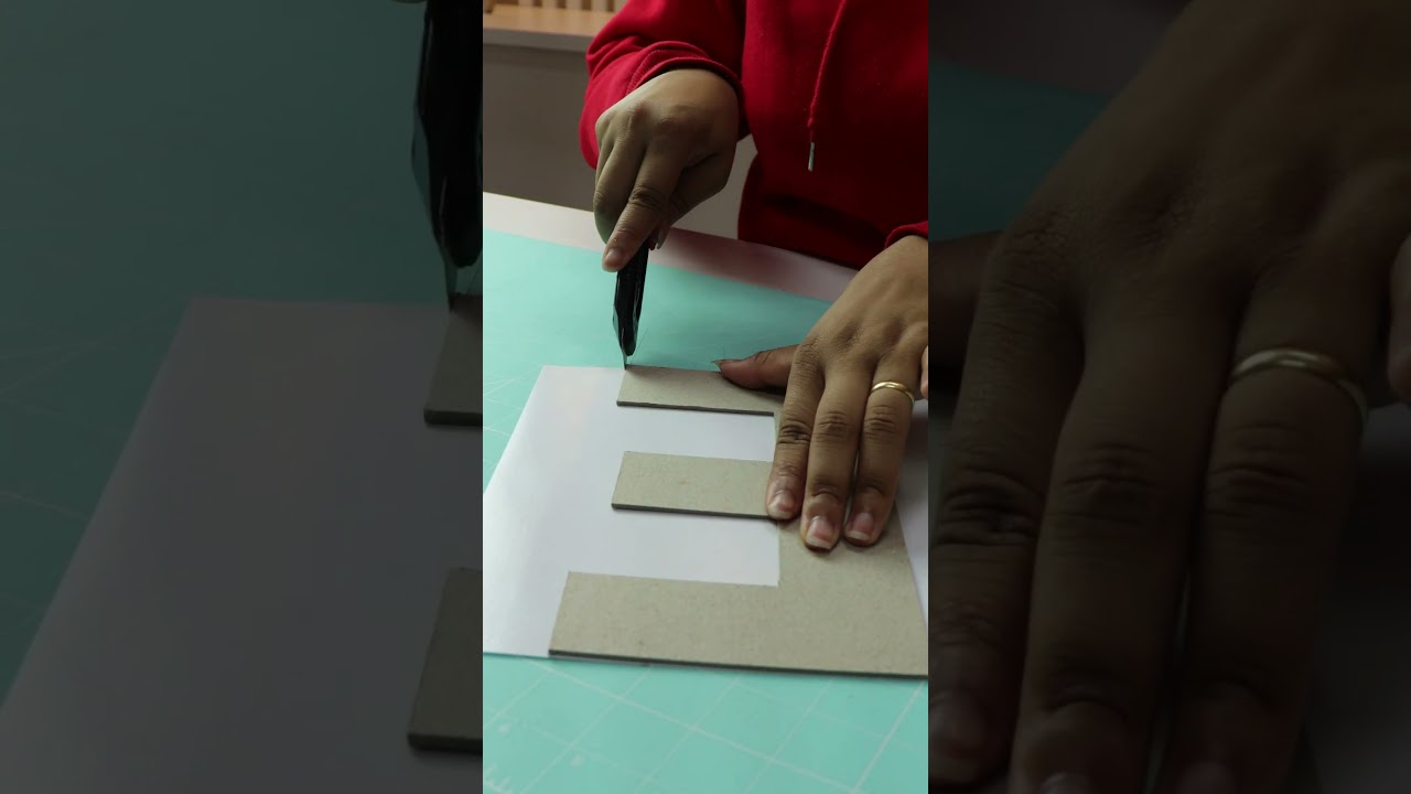 Capa do vídeo Decoração feita com Papelão Holler dia das mães na Marpax! ❤️ #shorts