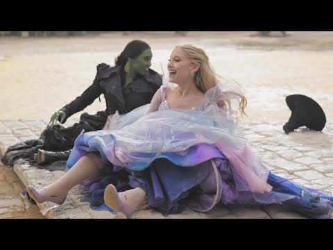 Wicked For Good Behind The Scenes Of Glinda And Elphaba S Witches Duel Exclusive 