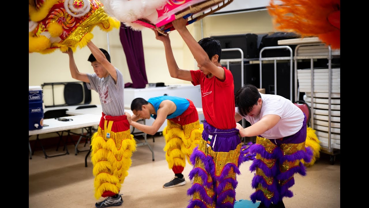 4K LION DANCE!?!  | VLOG³ 14