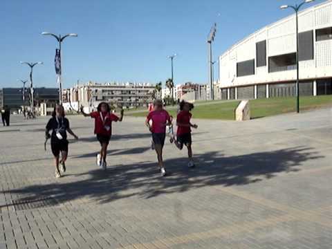 Marta Domnguez calentando con Eva y Beln