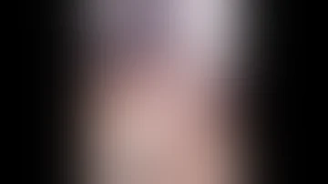 الفيديو عباره عن راحه نفسيه مو بوسه تشلع الگلب 