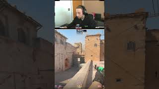 smoke na brame... a zarazem fail | #selwonikk #twitch #dust2 #smokes #csfails