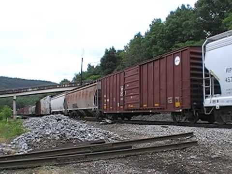 NS 9675 Leads NS 325 w/ a Santa Fe Warbonnet at Ja...