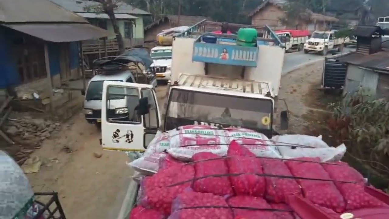 Salachhuah, Lungpuk Gate ah in tlar vek mai le #automobile #motoroffroad #funny #tripura 