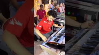 العصفور مصطفى باسط بيعزف  بأحساس يقطع القلب   المال والبنون  روقان خالي من أي نكد         - اسمعها