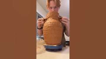 How I make my coil pots! #pottery #ceramics #handbuilding