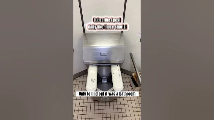 I found the STRANGEST bathroom in Japan 😨 #shorts