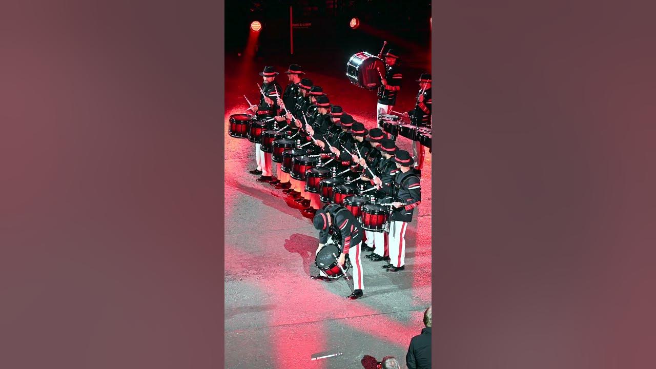 Plan B:-) . Majesticks Drum Corps (Switzerland) at Edinburgh Tattoo #shorts #edinburghcastle#drums