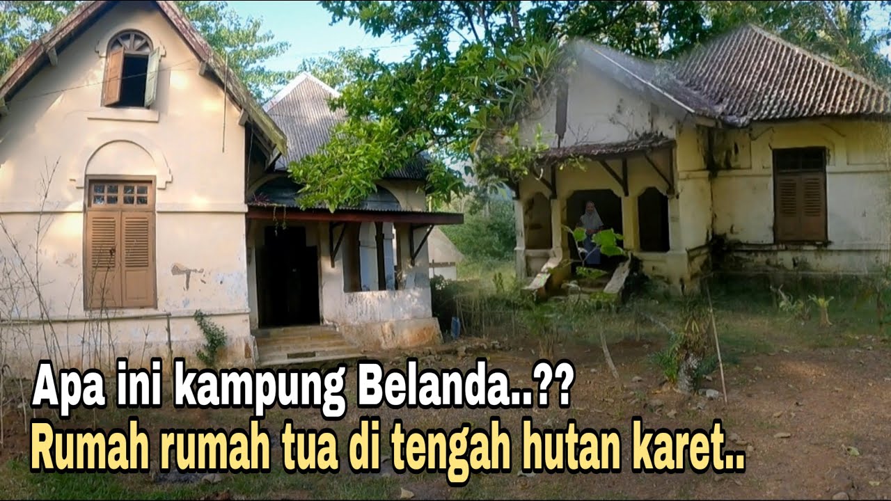 RUMAH RUMAH TUA DI TENGAH HUTAN KARET KRUMPUT BANYUMAS JAWA TENGAH.