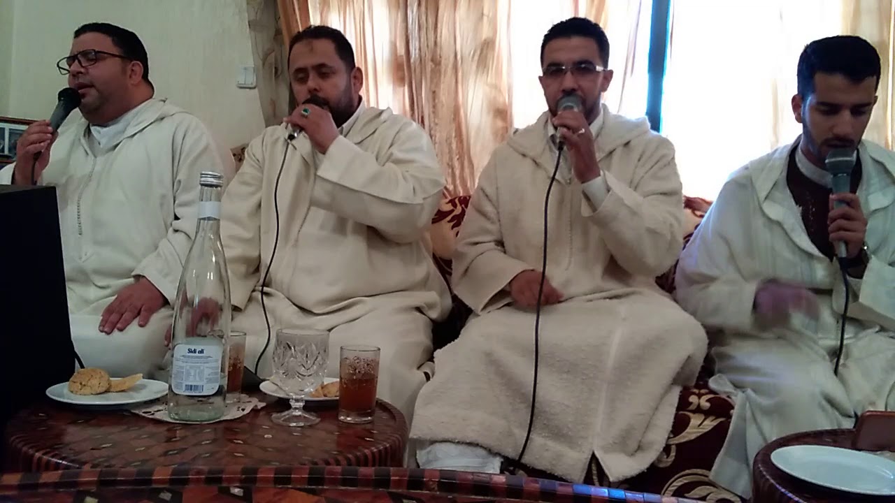 امداح نبوية -اهل مكناس للمديح والسماع""" tel:0666035743"mhidi mohsin-ahl meknes