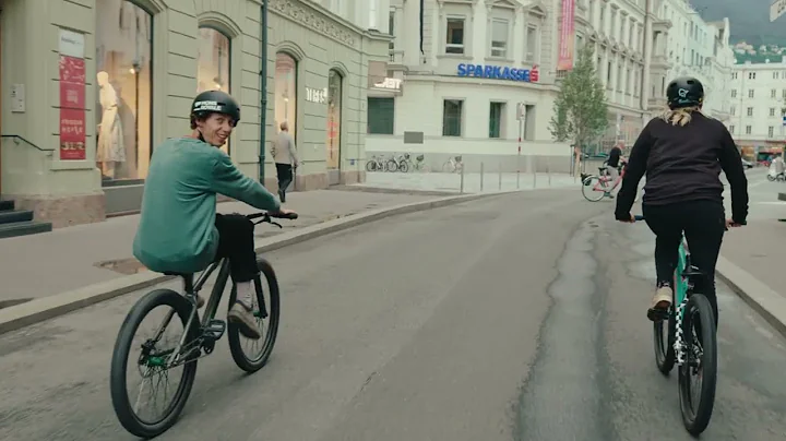 Explore Innsbruck with Kathi Kuypers and Peter Kai...