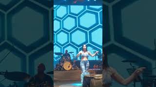 Burcu Güneş - Haydi Söyle Resimi