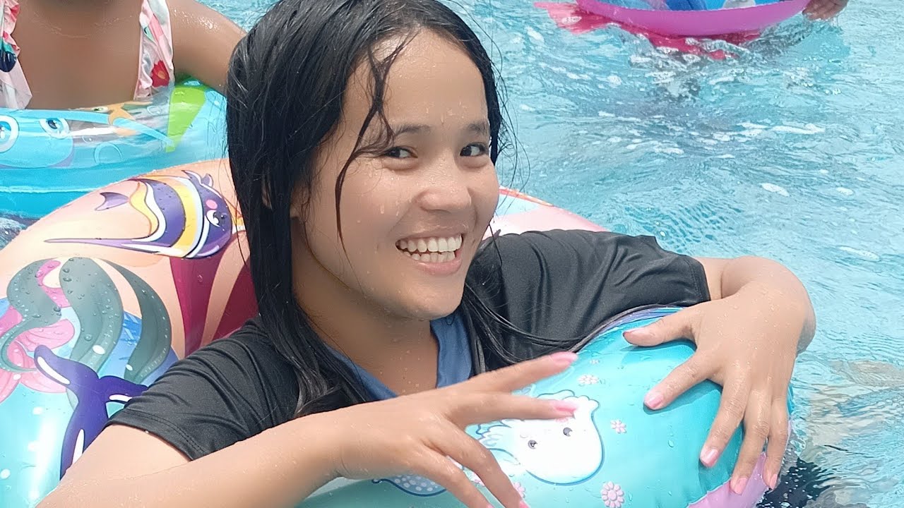 Swimming for the first time 😁 - YouTube