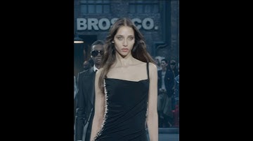 Yasmin Wijnaldum for #Dsquared2 FW25，She