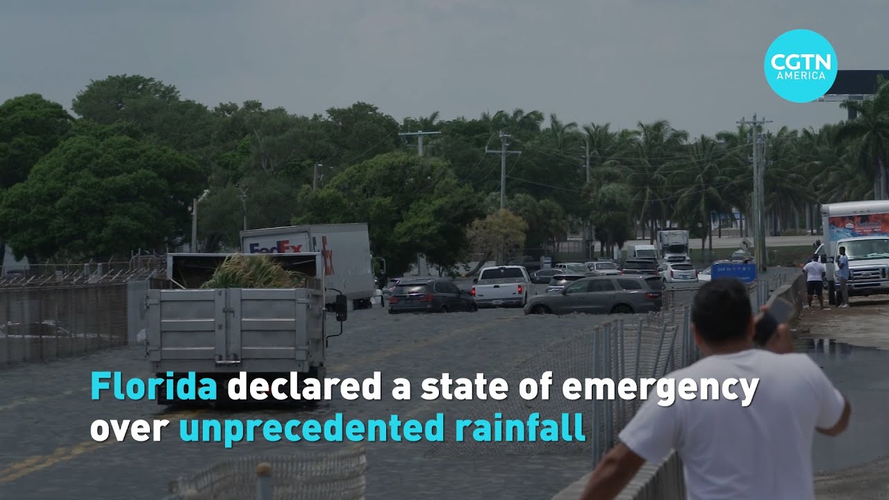 Florida declared a state of emergency over unprecedented rainfall - YouTube