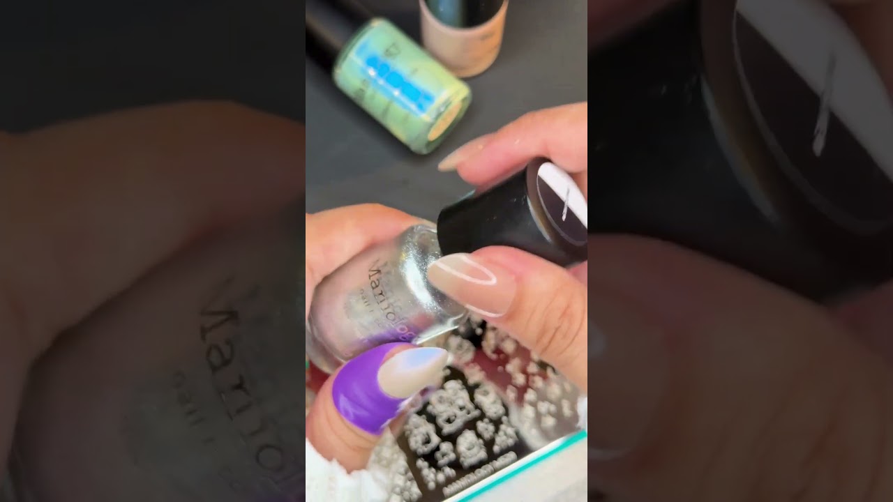 ❄️ Delicate Snowflake Manicure with Snow Buddies M529 | Winter DIY Nails