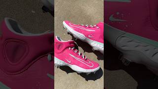 Hot pink #customshoes #nike #baseball