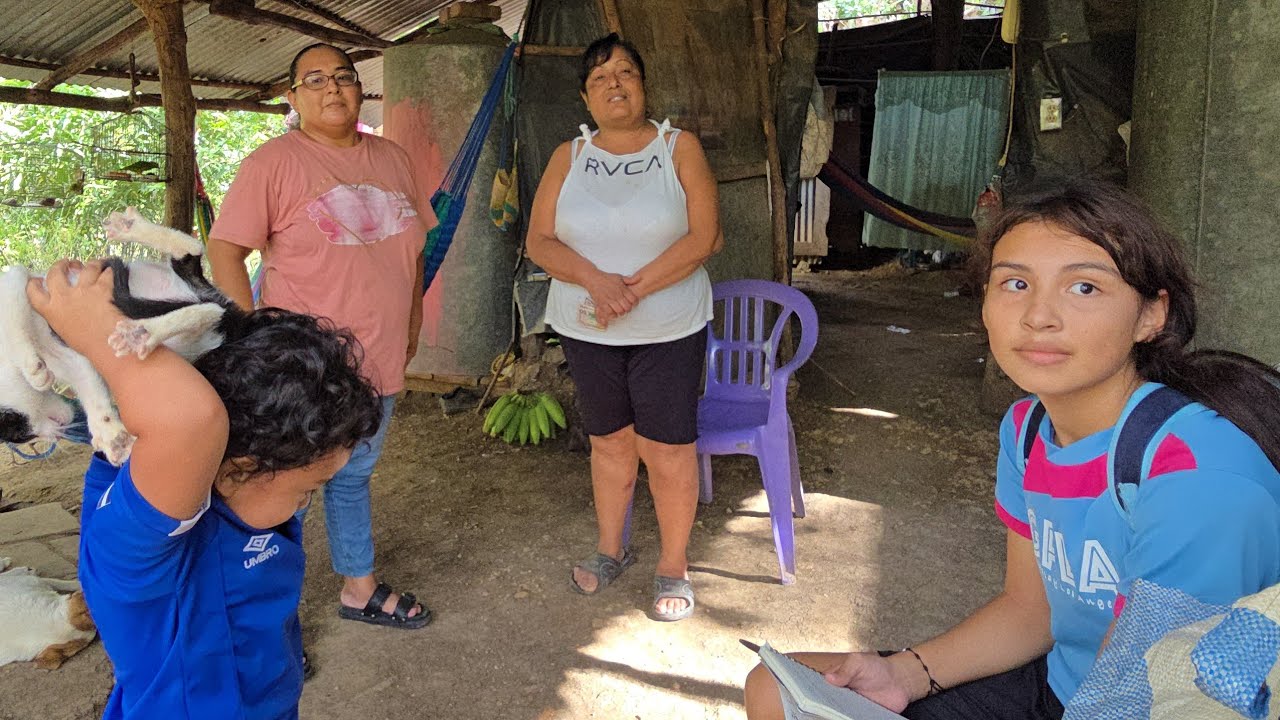 Mi familia y yo  visitamos a doña Maria Guevara 