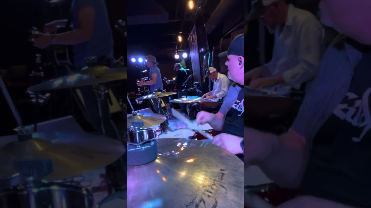 Hurts so good cover with Tyler Reid at Wild Eagle Steak and Saloon in Broadview Heights 6/24/23