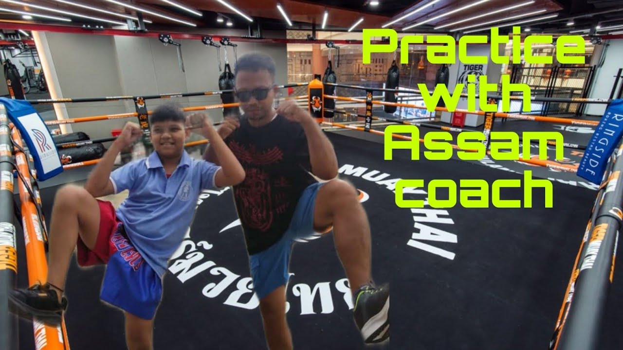 Boxing and padding with Assam coach - YouTube