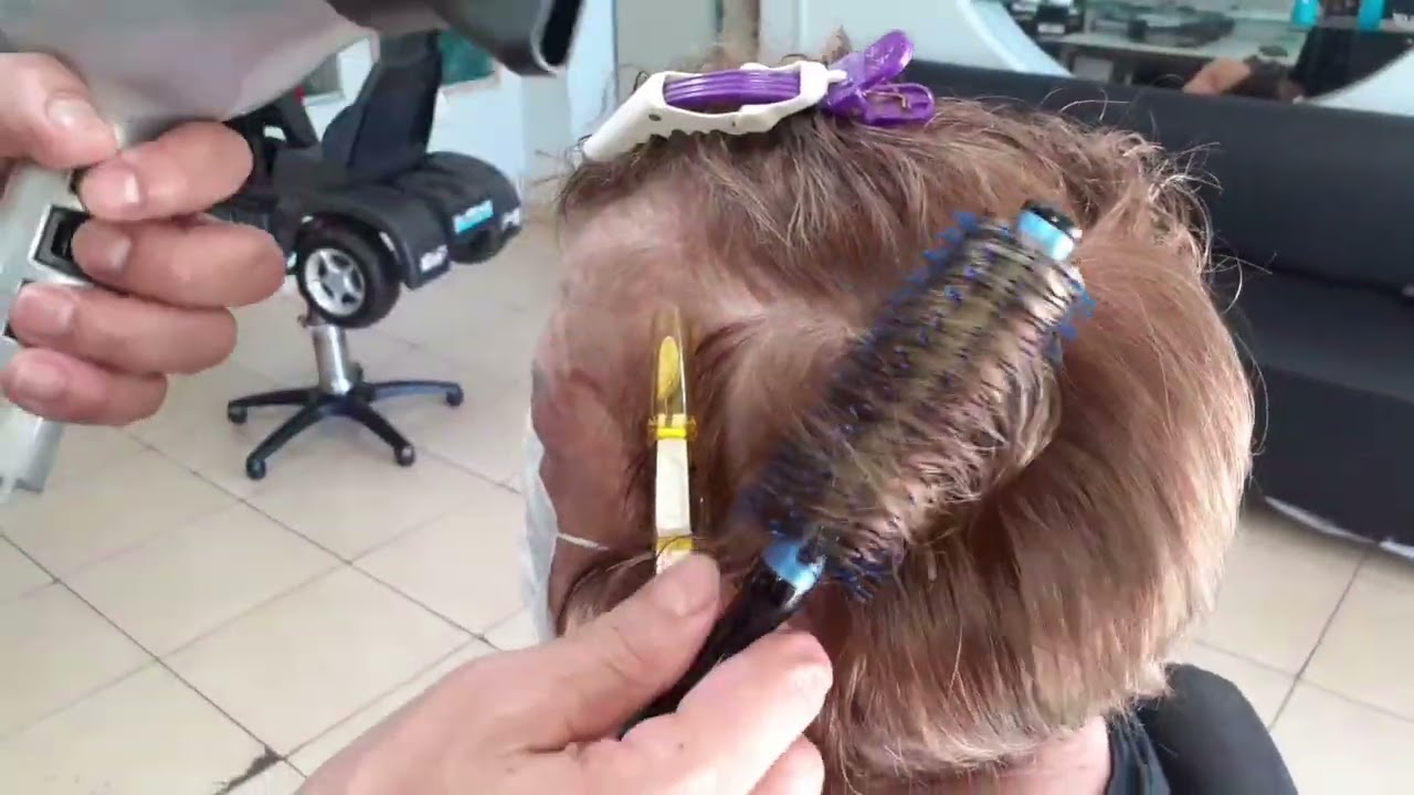 Como escovar cabelo curto // modelagem em cabelo ralo // klaujacob.