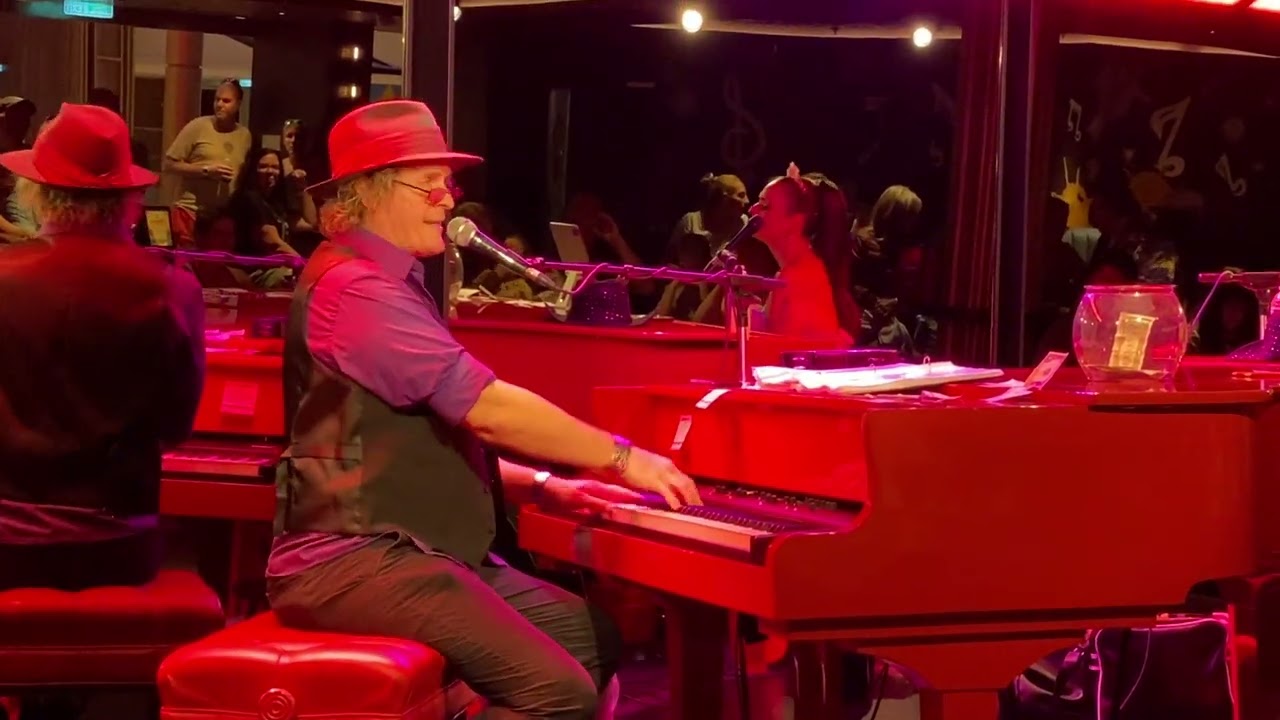 Sweet home Alabama Icon of the seas piano bar