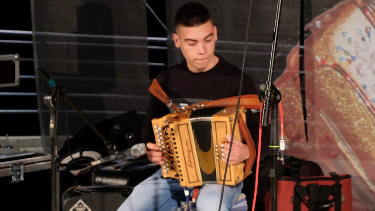 Giosué Fadda rassegna organetto Austis 16 8 2019