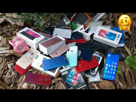 Surprised to see so many phones thrown away || Restore a broken phone