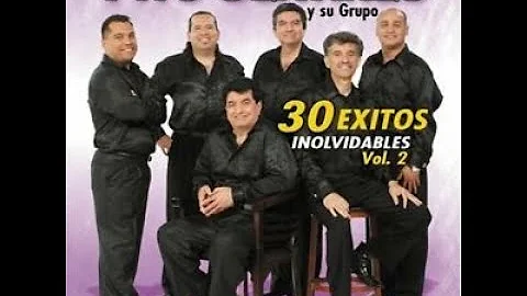Juanita Fito Olivares y su grupo