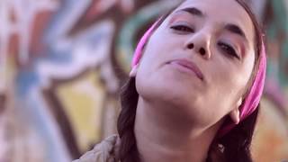 Otra vez (cruzar) - Sara Hebe (Videoclip Oficial)