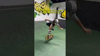 Aquele amigo que tem facilidade de aprender manobra nova!😂 #skate #humor #skateboard #skateboarding