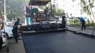 Видео VOGELE SUPER 1800 - 3 создаёт новое дорожное полотно (автор: METROMAN525)