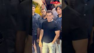 Celebrity Salman Khan's ANGRY OUTBURST on the paps outside Hinduja hospital 😱 #shorts #salmankhan #viral Net Worth